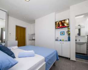 Makarska-25 Apt 1
